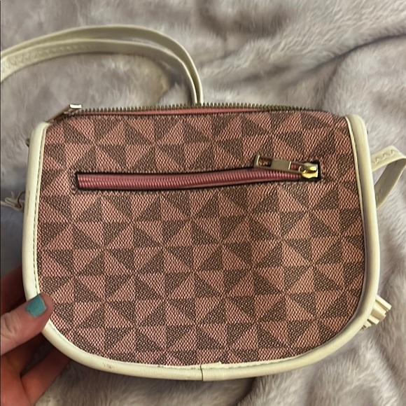 Kate Spade Crossbody Bag in Pink and Cream - Picture 3 of 6